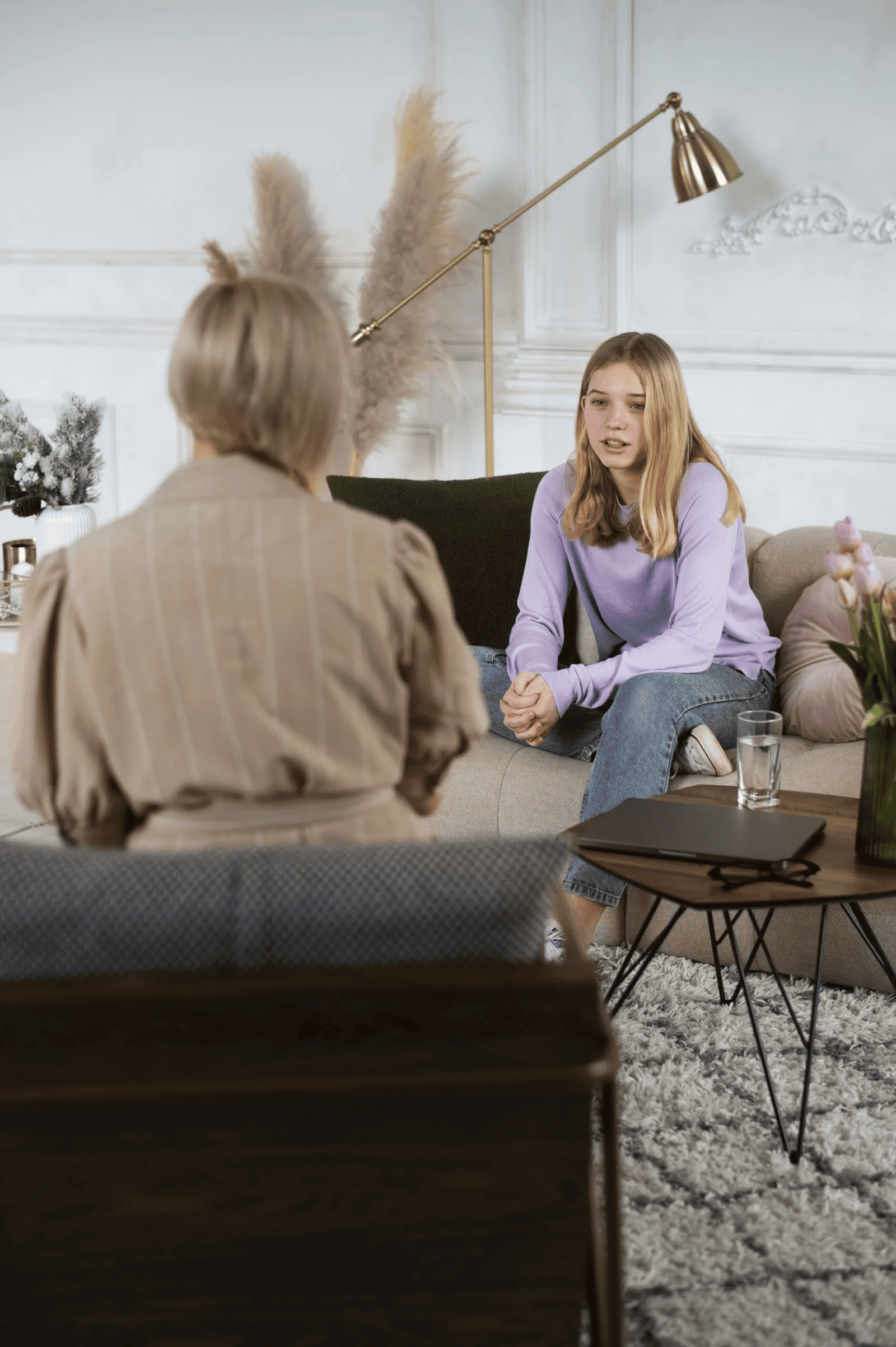 young-girl-talking-therapist young-girl-talking-therapist